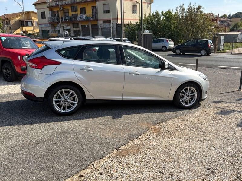 Ford Focus Focus 5p 1.5 tdci Titanium Business s&s 120cv powershift