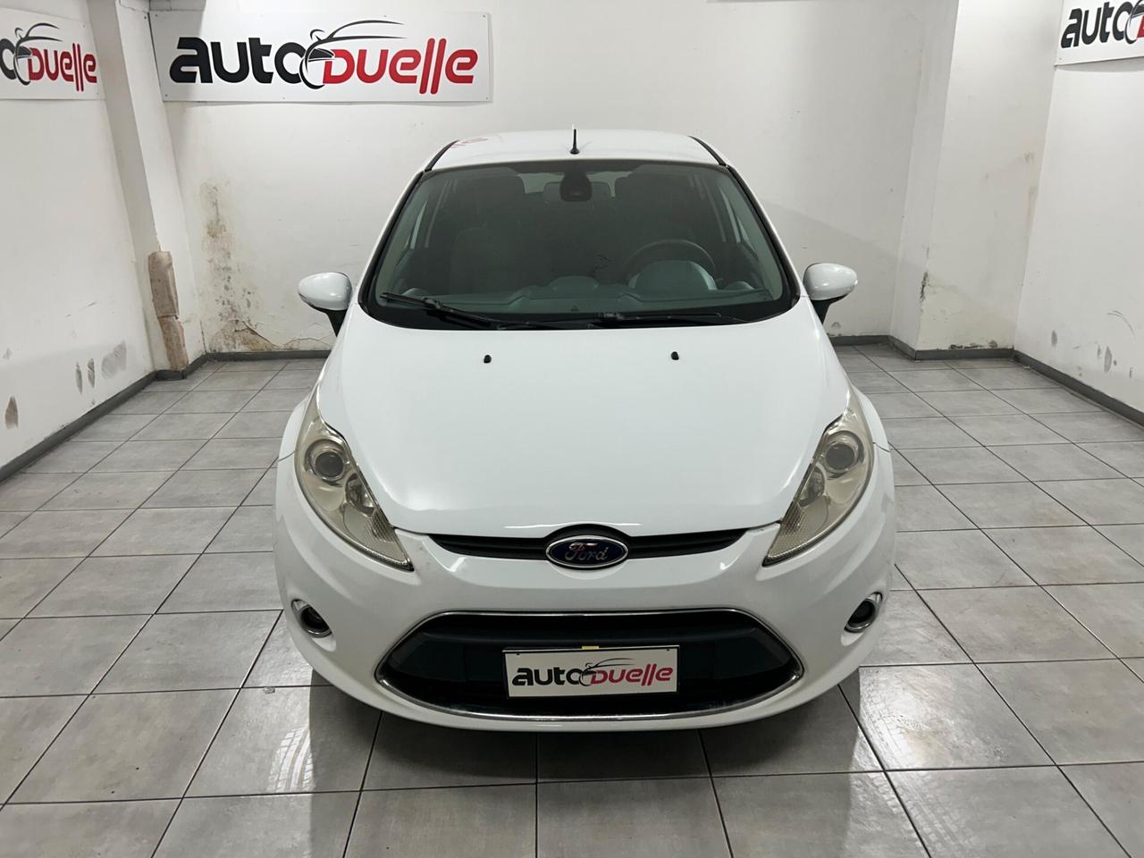 Ford Fiesta 1.4 TDCi 68CV 5 porte Titanium