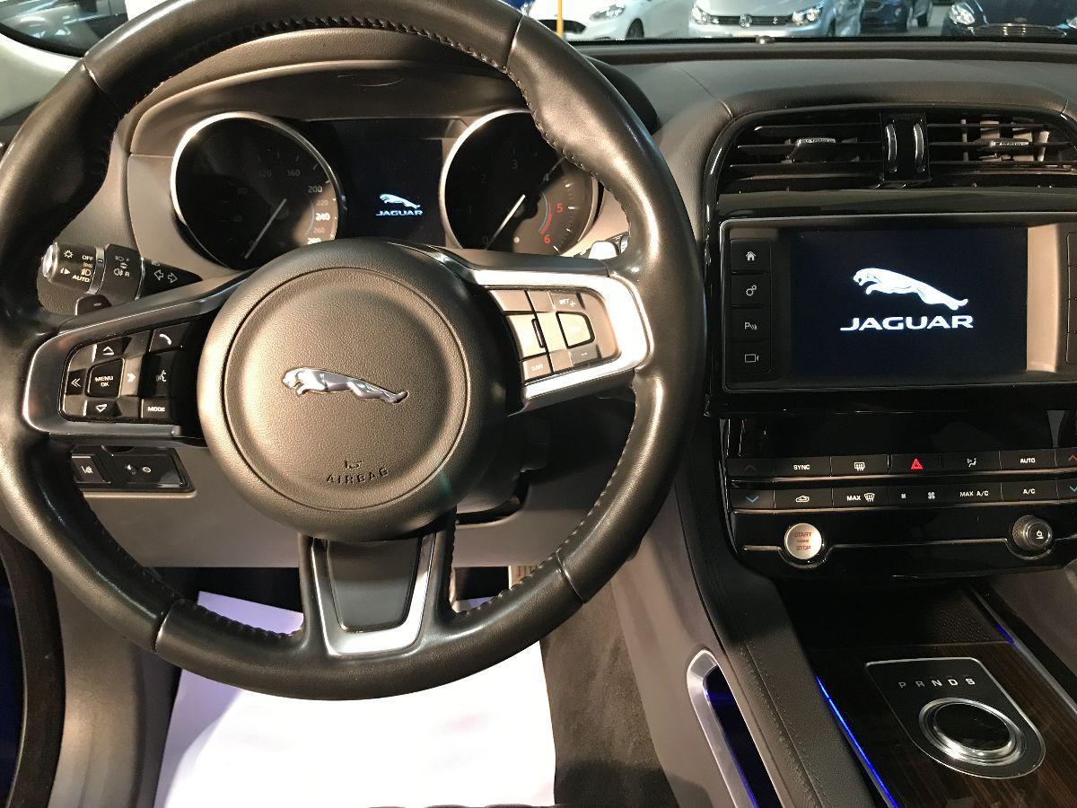 JAGUAR F-Pace 2.0 250 CV AWD aut. Portfolio