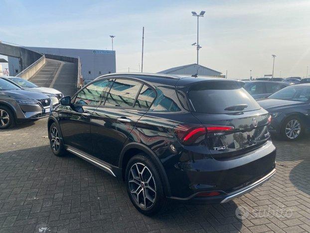 FIAT Tipo 1.0 5 porte Cross