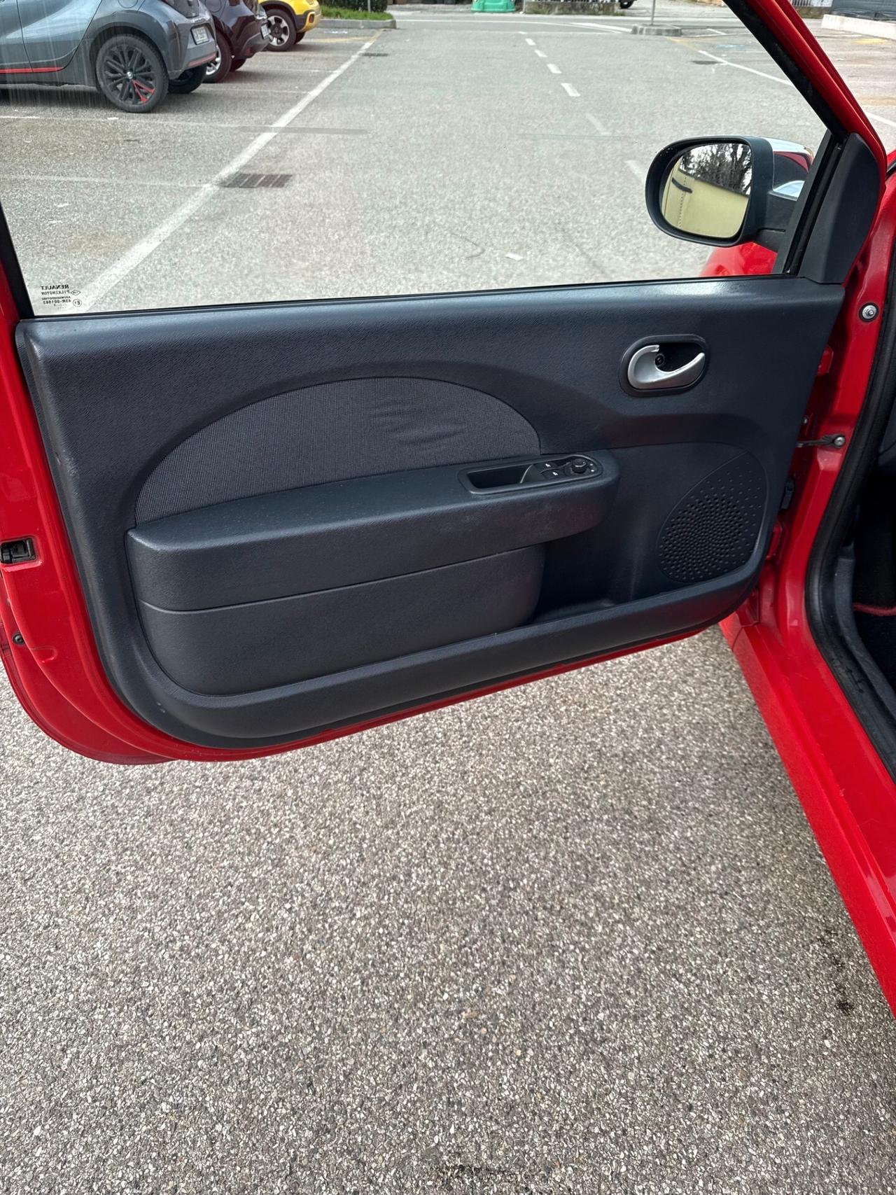 Renault Twingo 1.2 Gpl - NEOPATENTATI - 12 MESI DI GARANZIA -