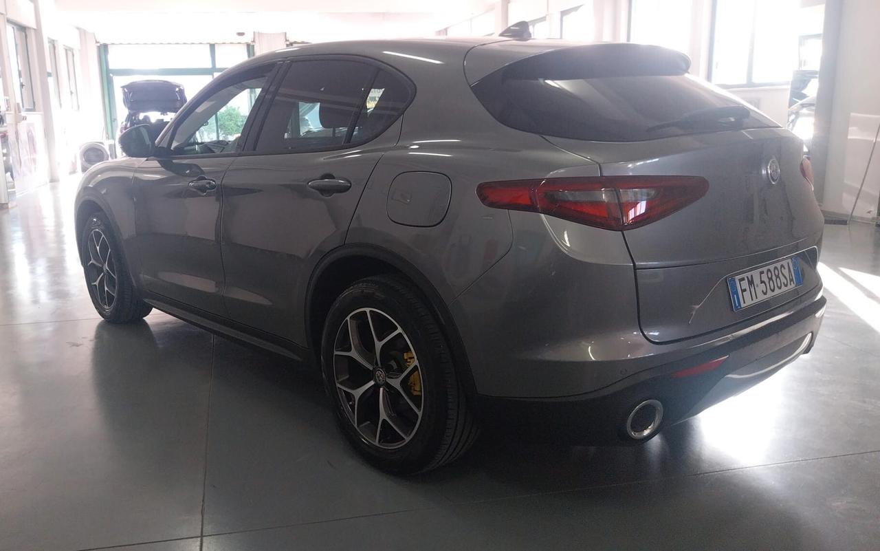 Alfa Romeo Stelvio 2.2 Turbodiesel 210 CV AT8 Q4 Executive