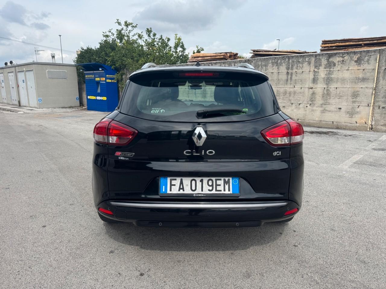 Renault Clio Sporter dCi 8V 90CV COSTUME NATIONAL