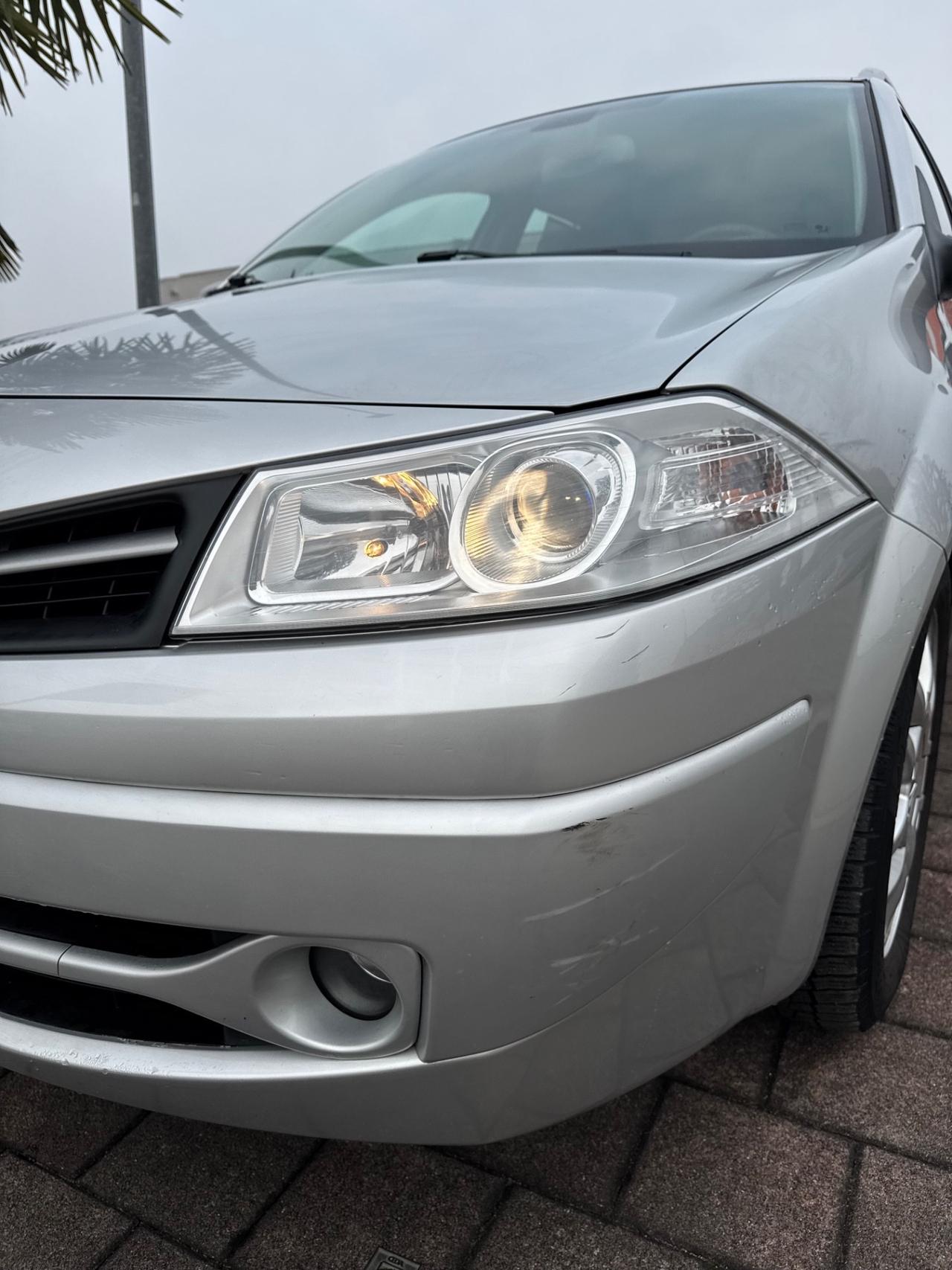 Renault Megane Mégane 1.6 16V 5 porte Serie Speciale Exception