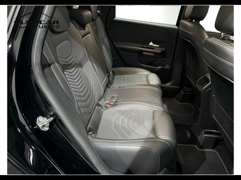 Mercedes-Benz Classe B - W247 2018 - B 180 d Sport Plus auto