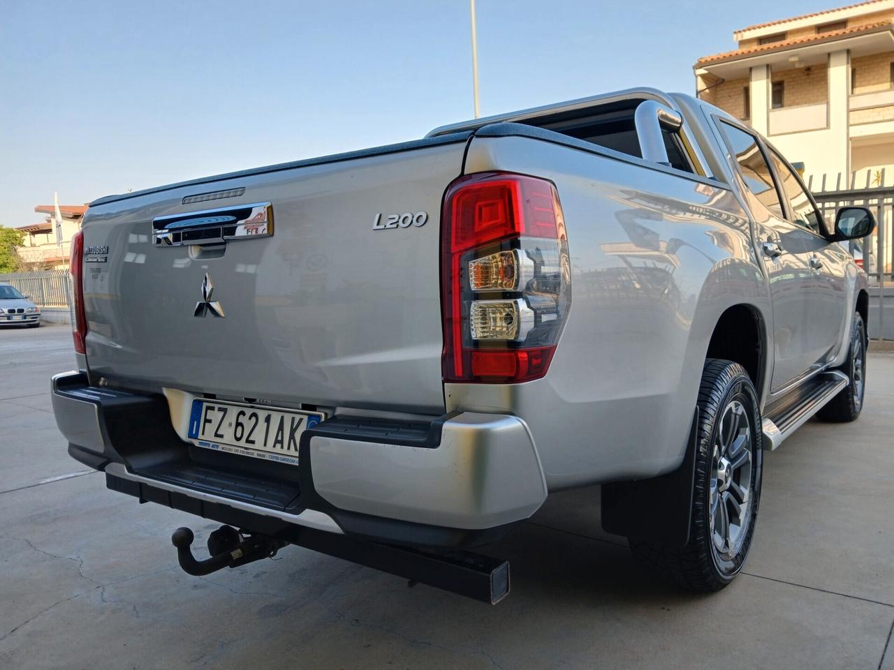 MITSUBISHI New L200 Intense 2.200 DI-D 150cv 4WD
