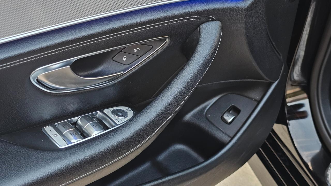 Mercedes-benz E 220 d Premium Plus AMG