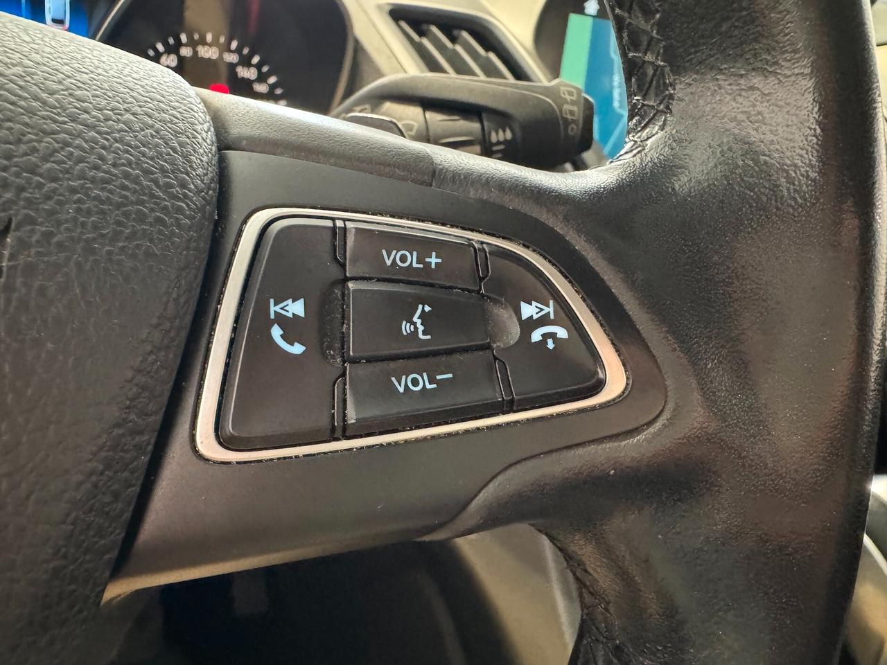 Ford Kuga 1.5 TDCI 120 CV S&S 2WD Powershift Business