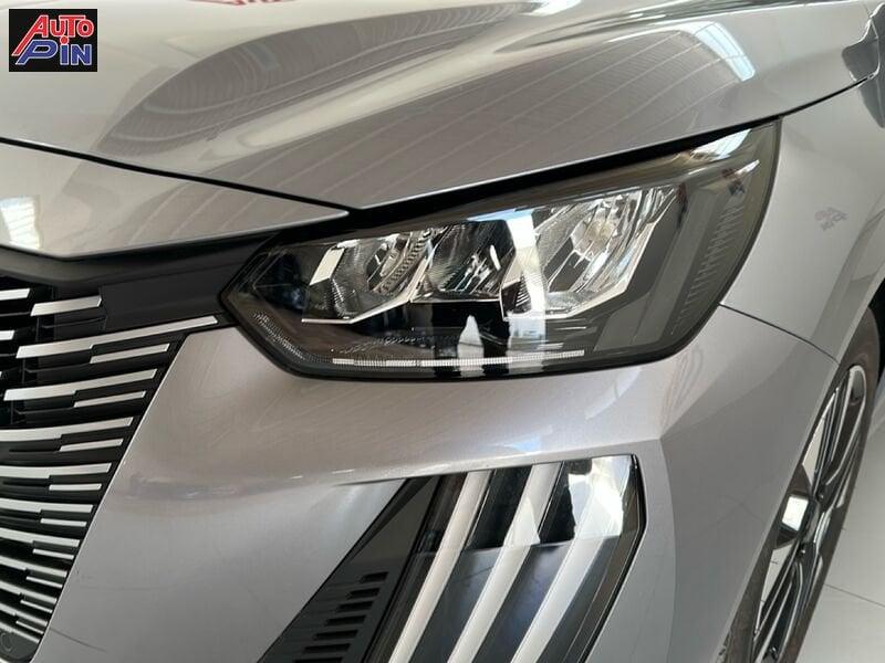 Peugeot 208 Allure Hybrid 110 e-DCS6 auto