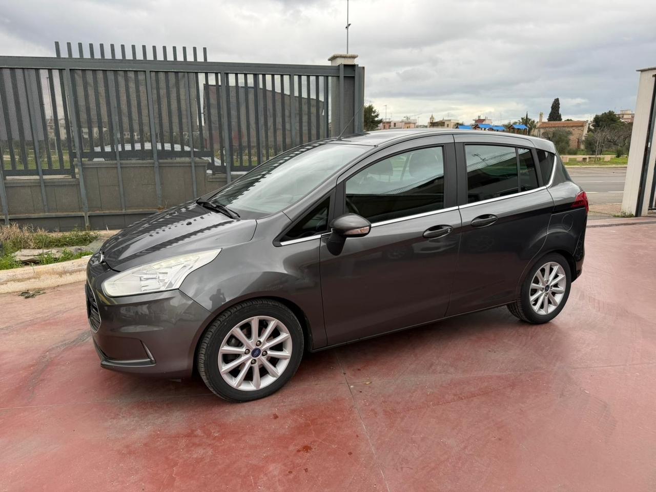 Ford B-Max 1.4 90 CV GPL Titanium