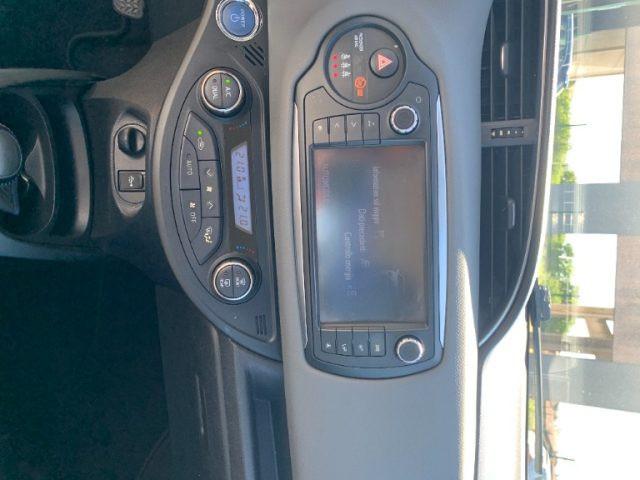 TOYOTA Yaris 1.5 Hybrid 5 porte Active