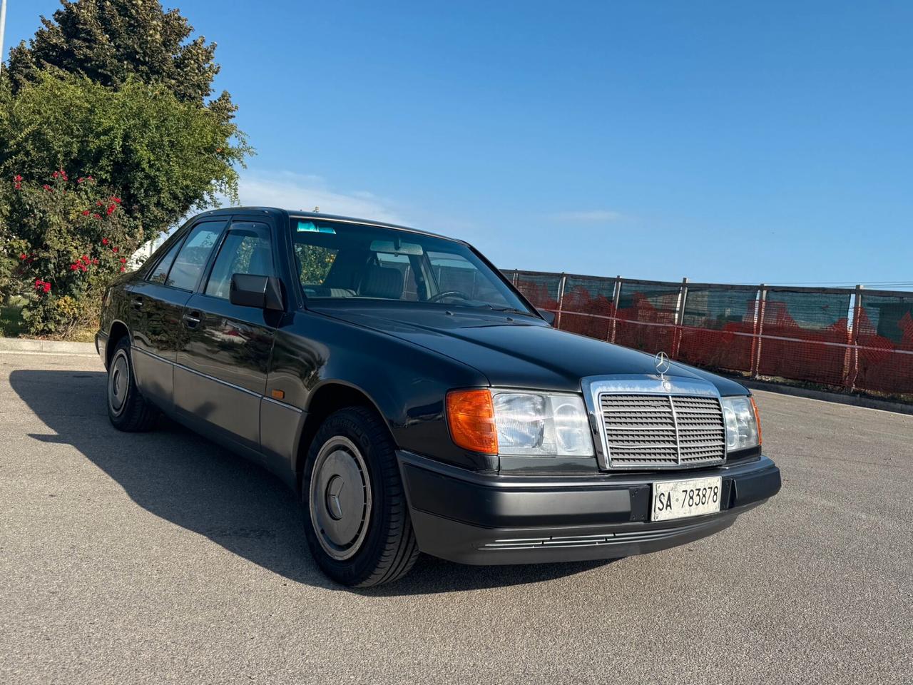 Mercedes-benz 200 D Targa oro 1990