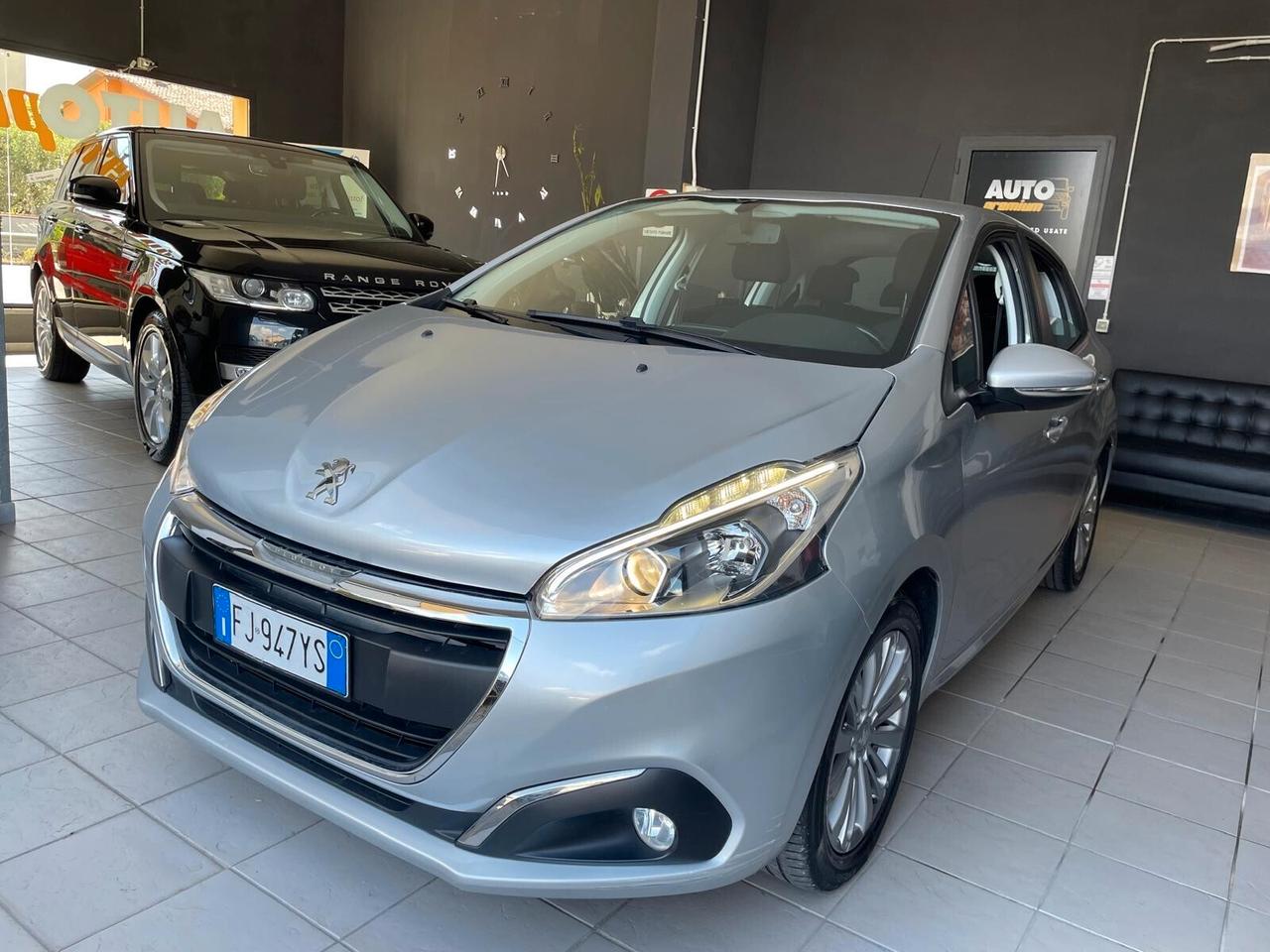 Peugeot 208 PureTech 82 5 porte Allure