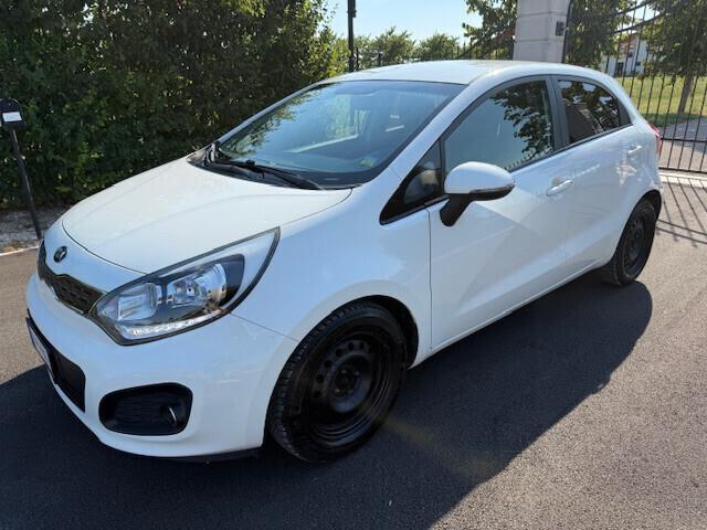 Kia Rio 1.4 CRDi 5p. Cool