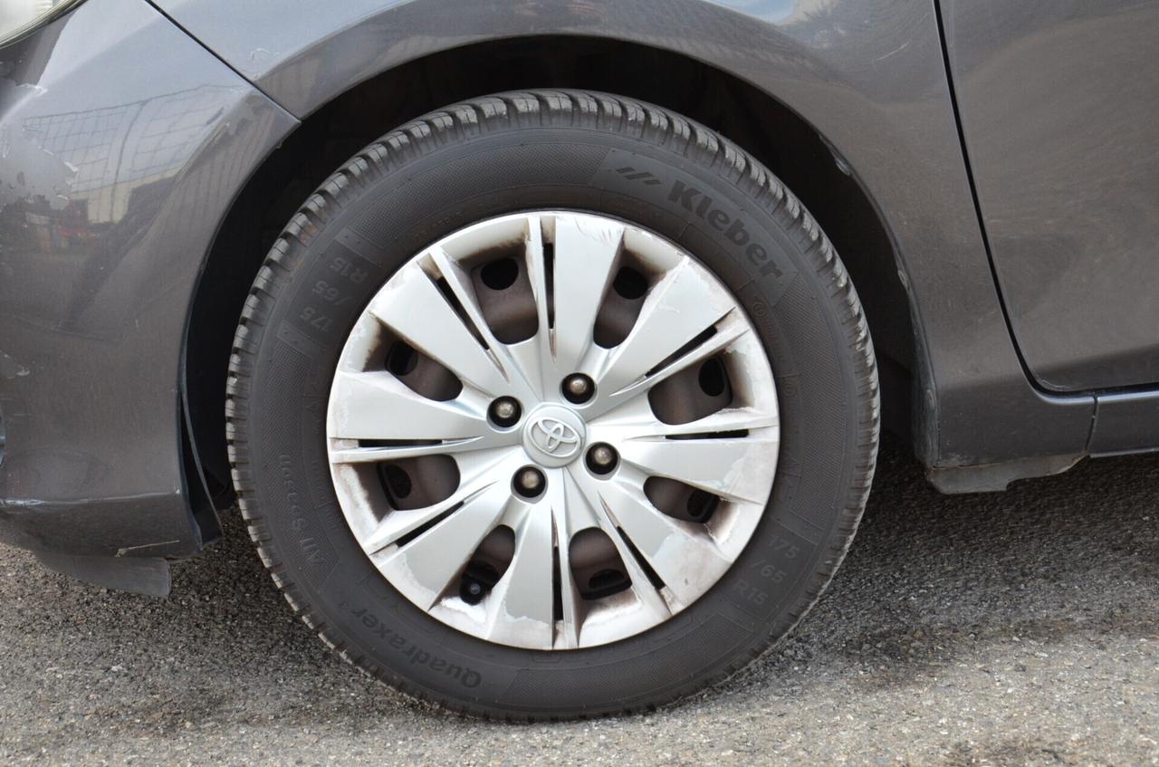 Toyota Yaris 1.0 5 porte VVT.I 69CV