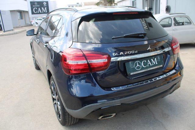 MERCEDES-BENZ GLA 200 d Automatic Sport