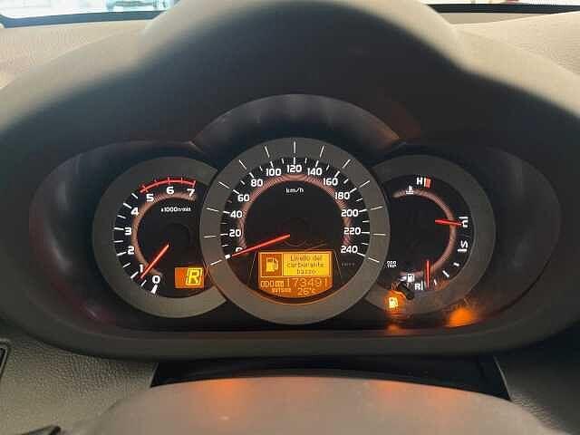 Toyota RAV4 2.2 D-CAT A/T 4WD Style