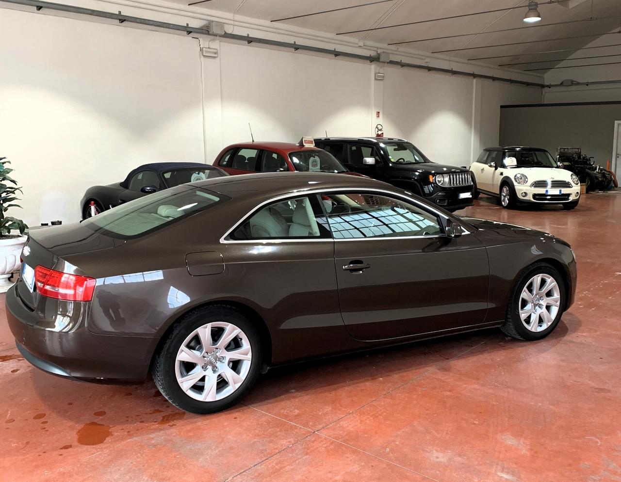 Audi A5 2.0 TDI F.AP. Ambition-UNICO PROPRIETARIO-TAGLIANDI COMPLETI-IVA ESPOSTA