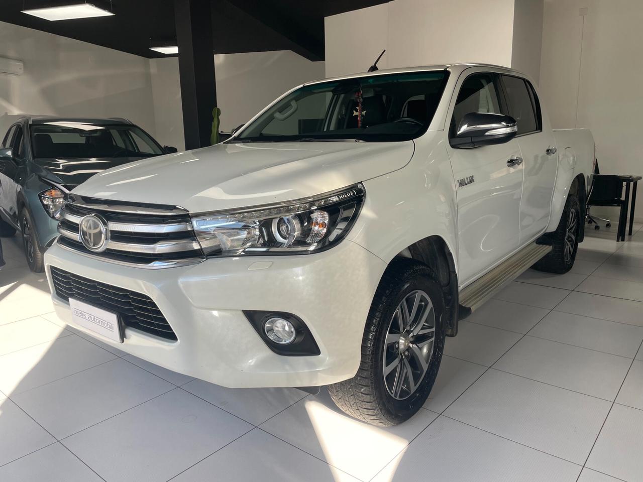 Toyota Hilux 2.4 D-4D A/T 4WD 4 porte Double Cab Executive