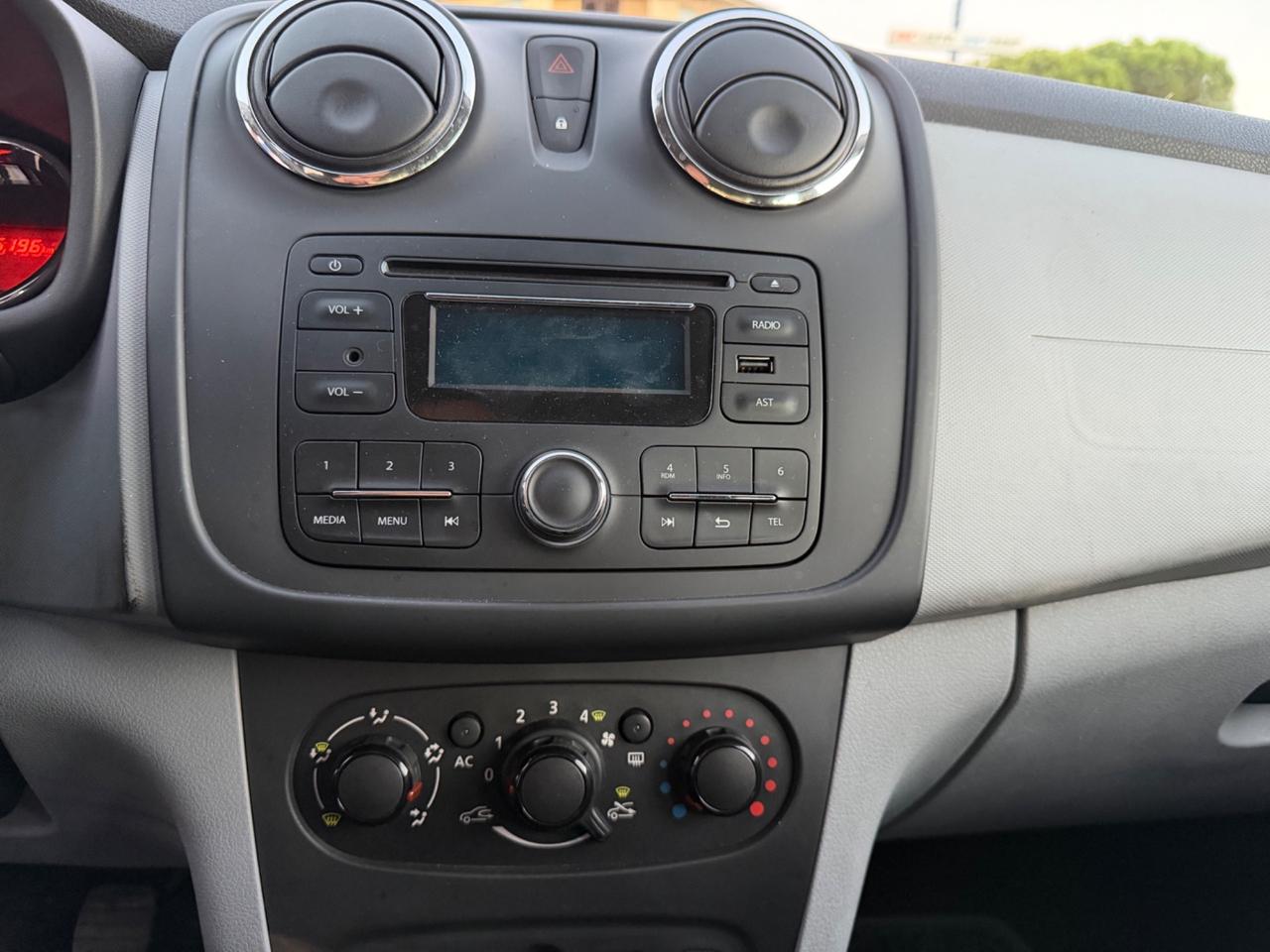 Dacia Sandero 1.2 75CV Lauréate