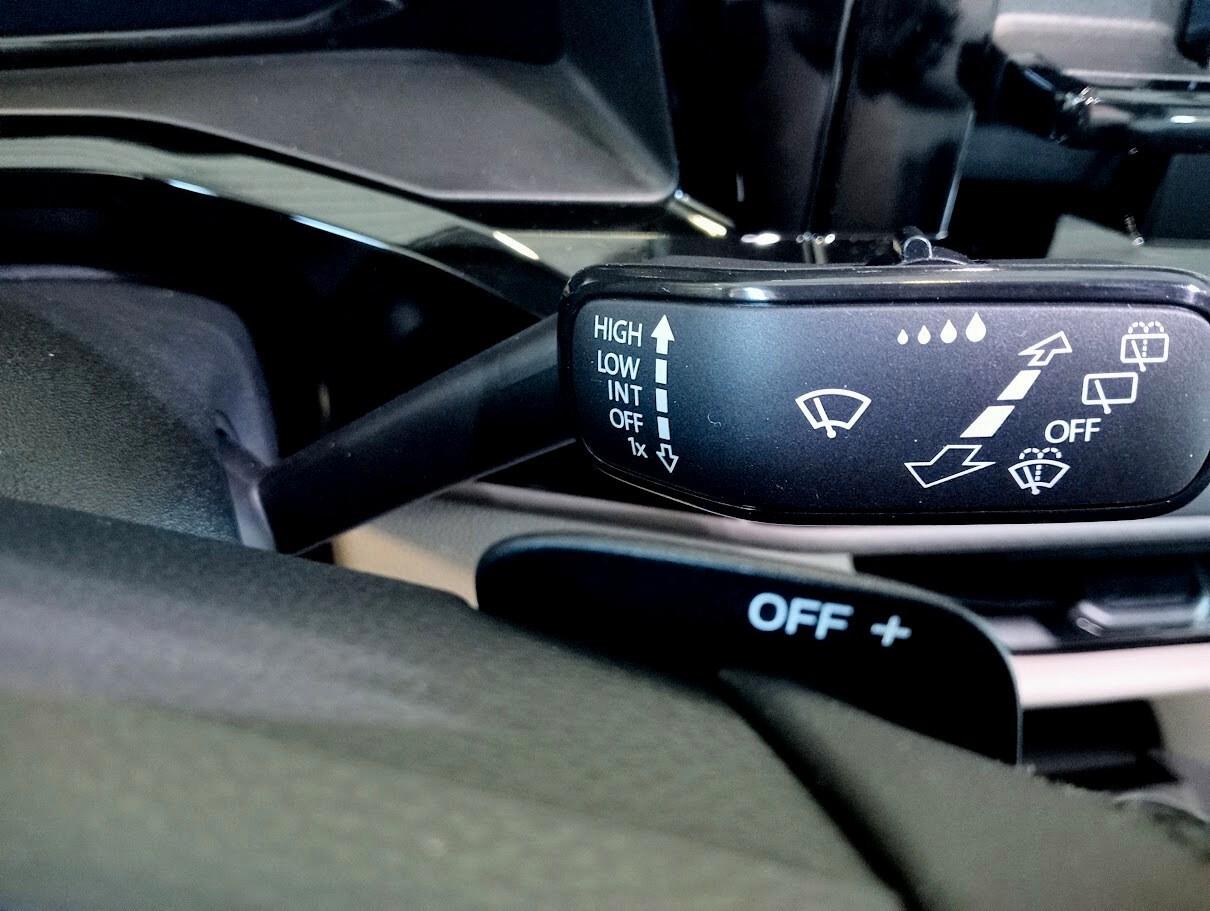 Volkswagen T7 California TRICOLOR TOUR TDI DSG LED 360 *OK 104 E AUTOCARRO*