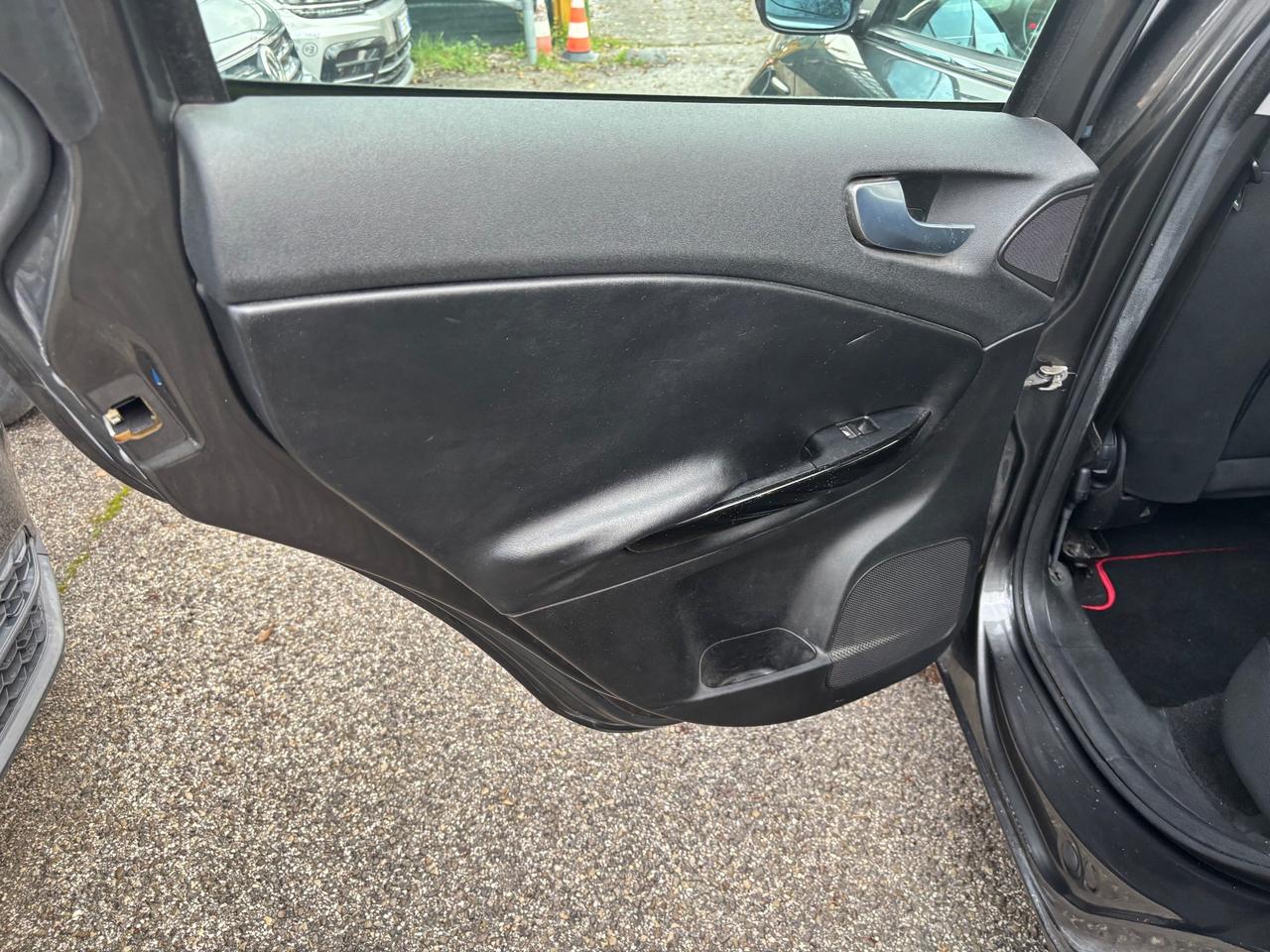 Alfa Romeo Giulietta 2.0 JTDm-2 140 CV Distinctive