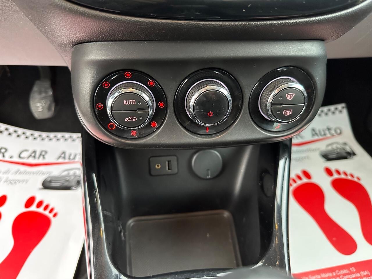 Opel Corsa 2015 1.2 69CV 5 porte b-Color STUPENDA