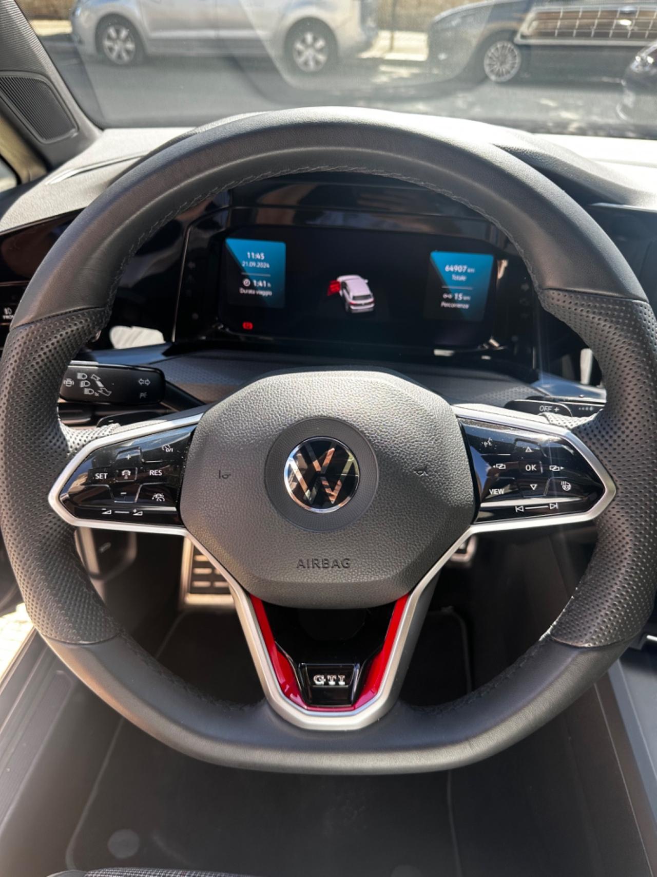 Golf 8 GTi 245cv Tetto apribile IQ-light Navi Radar