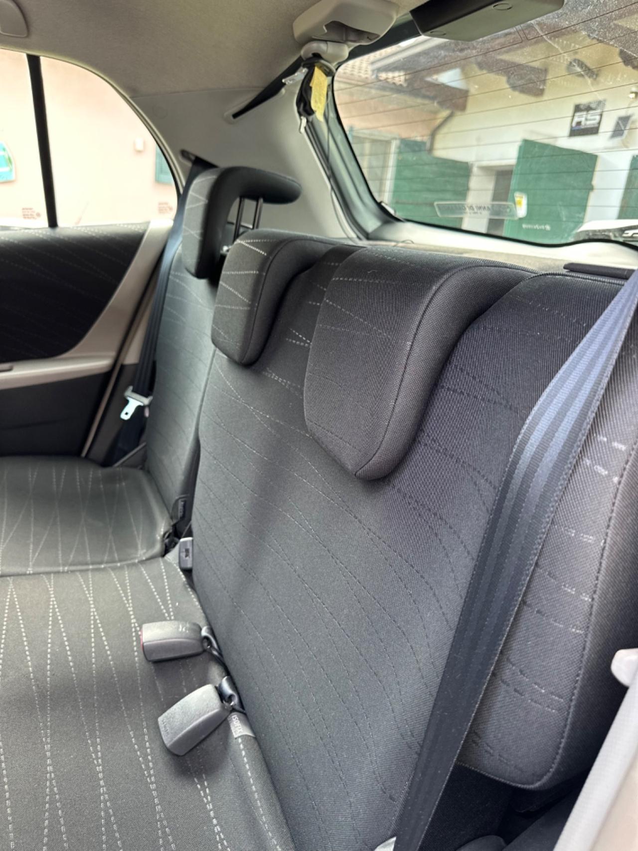 Toyota Yaris 1.3 5P AUTOMATICA SOL NEOPAT KMCERT GARANZ