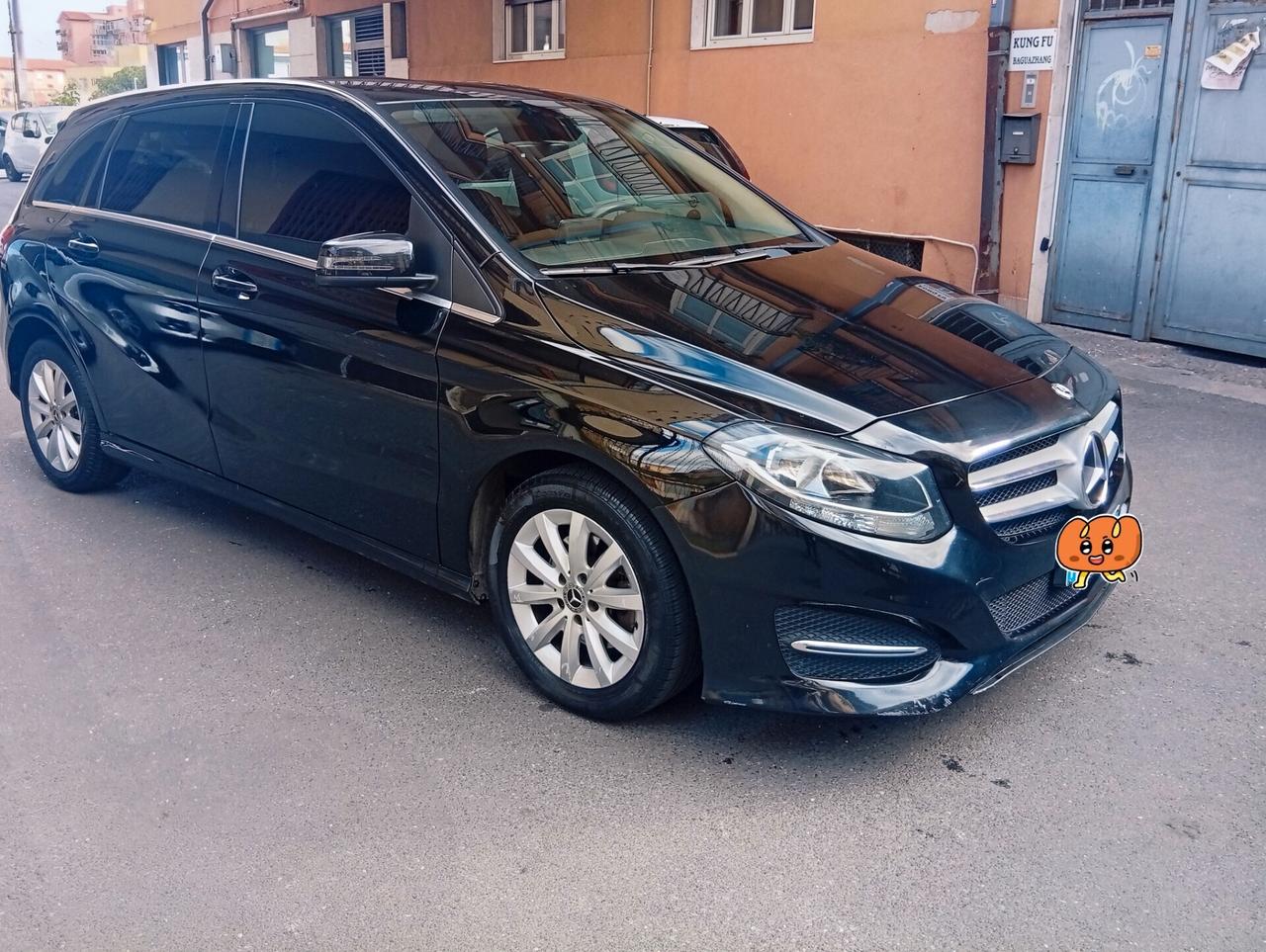Mercedes-benz B 180 Premium