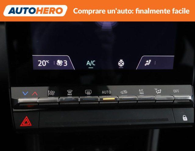 RENAULT Captur Mild Hybrid 160 CV EDC Techno