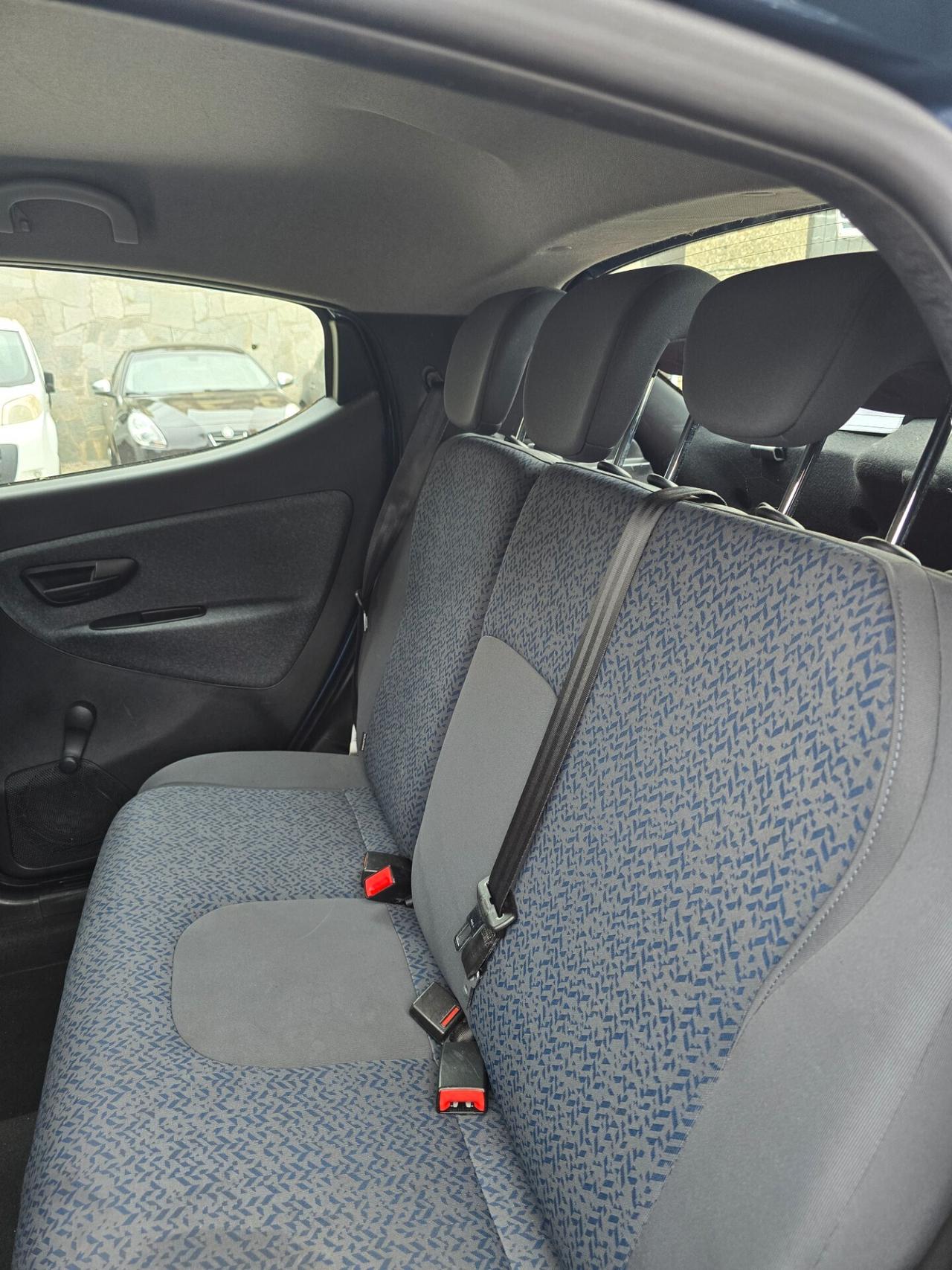 Lancia Ypsilon 1.2 69 CV 5 porte GPL Gold