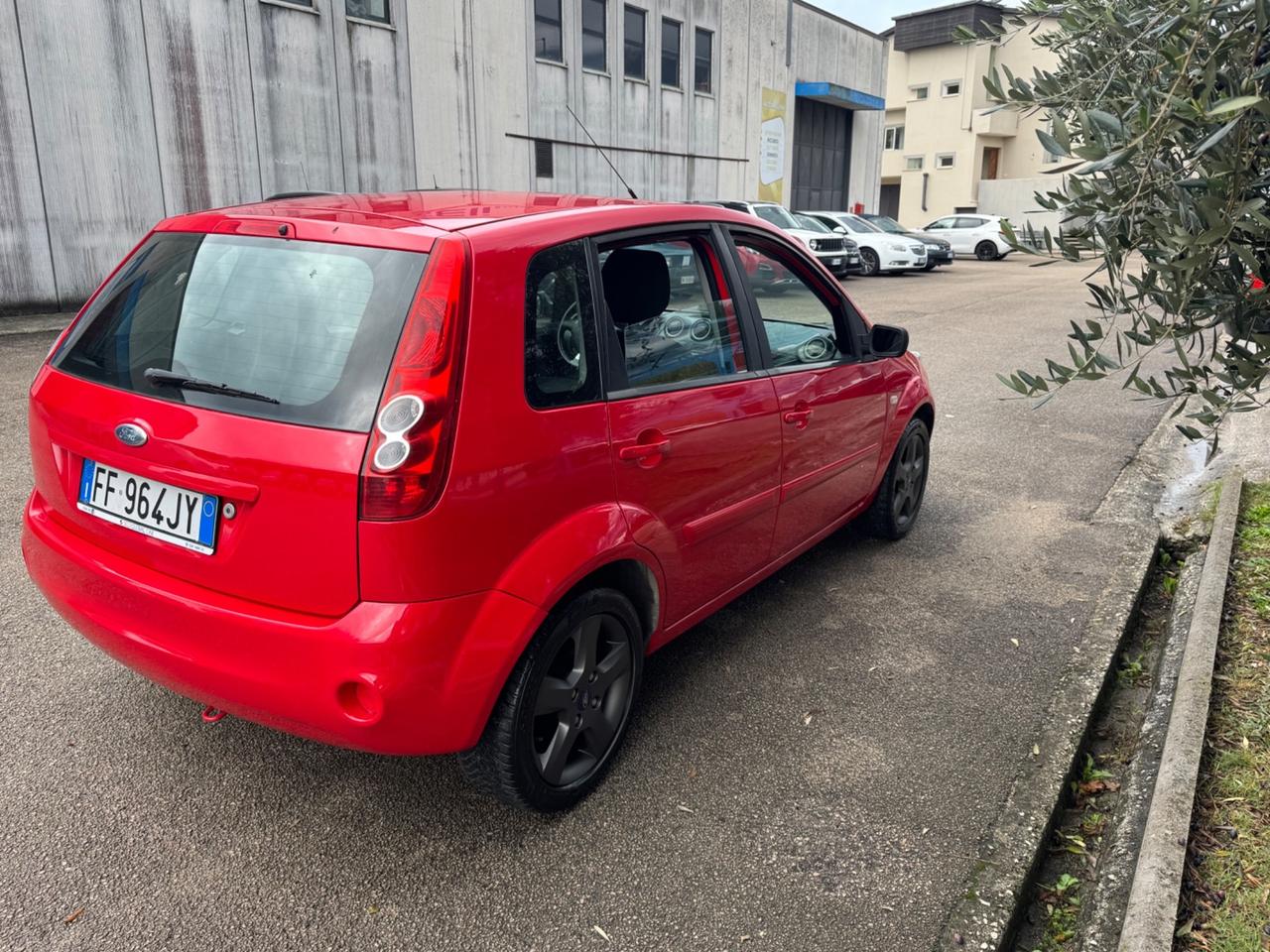 Ford Fiesta 1.4 16V 5p. Titanium