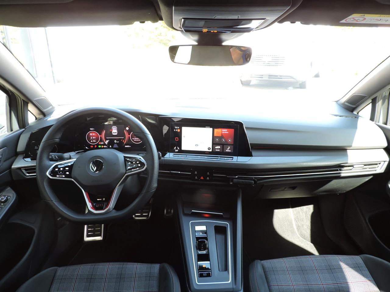 Volkswagen Golf GTI 2.0 TSI DSG