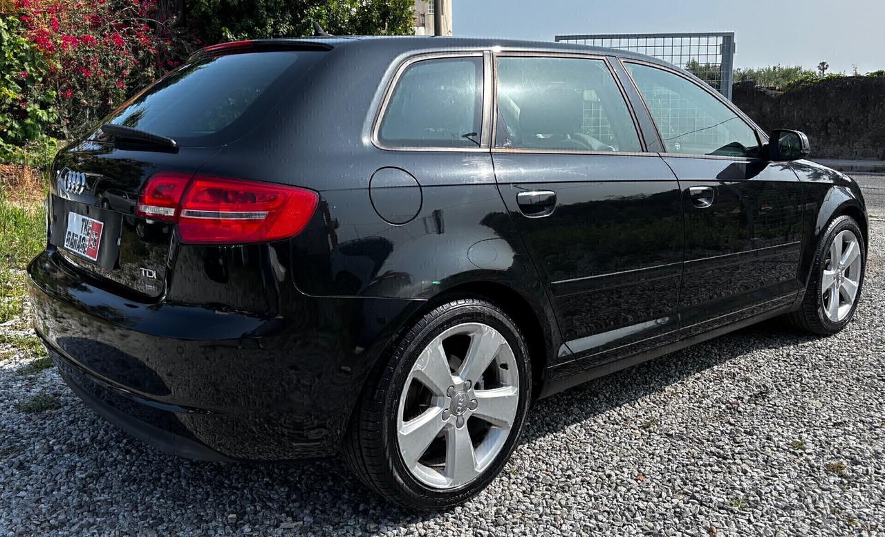 Audi A3 SPB 1.6 TDI 105 CV CR Ambition