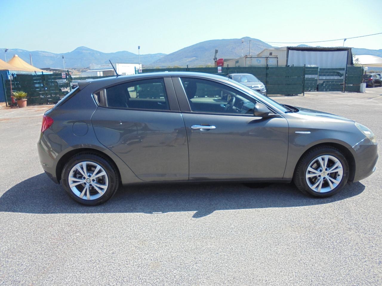 Alfa Romeo Giulietta 1.6 JTDm-2 105 CV Exclusive