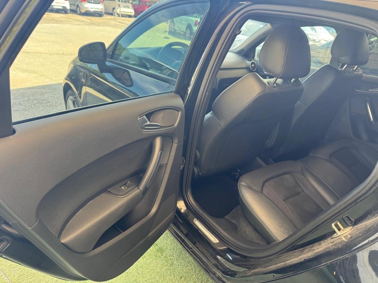 Audi A1 1.2 TFSI S line edition plus