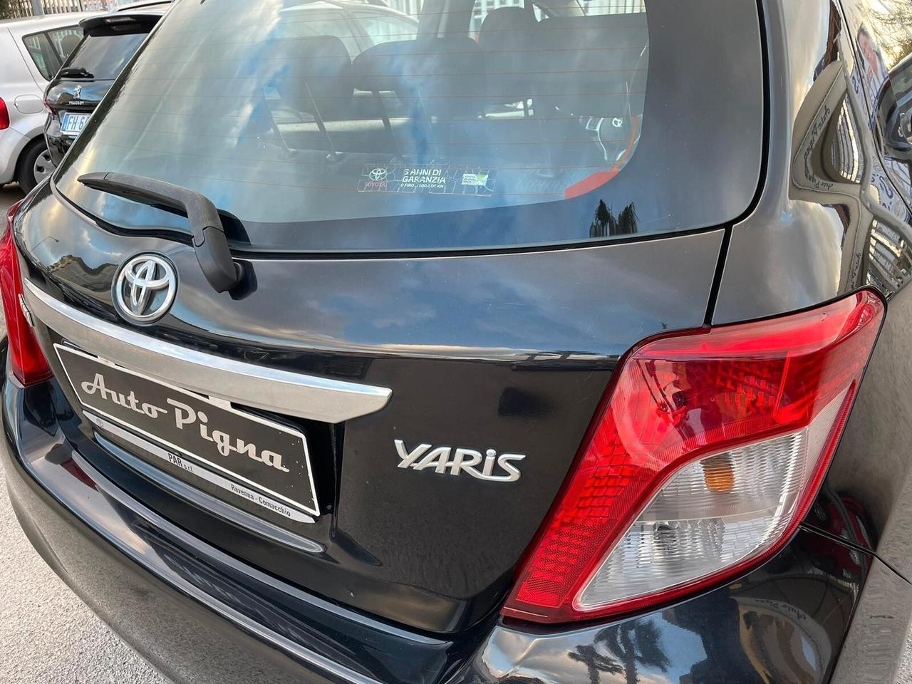Toyota Yaris 1.4 D-4D 5 porte Lounge navi