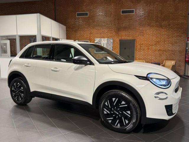 FIAT 600 Hybrid 100 CV DCT MHEV KM0 - LED - NEOPATENTATI