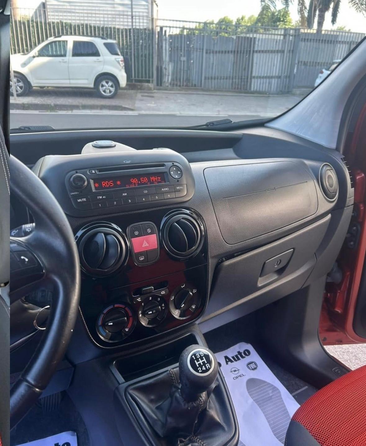 Fiat Qubo 1.3 MJT 95 CV Trekking