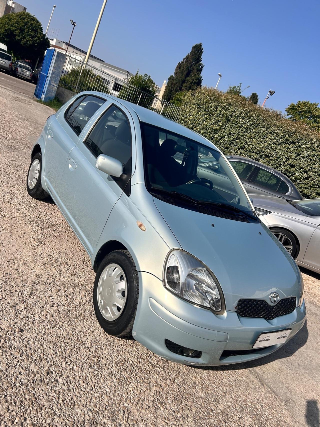 Toyota Yaris 1.4 tdi D-4D cat 5 porte Sol