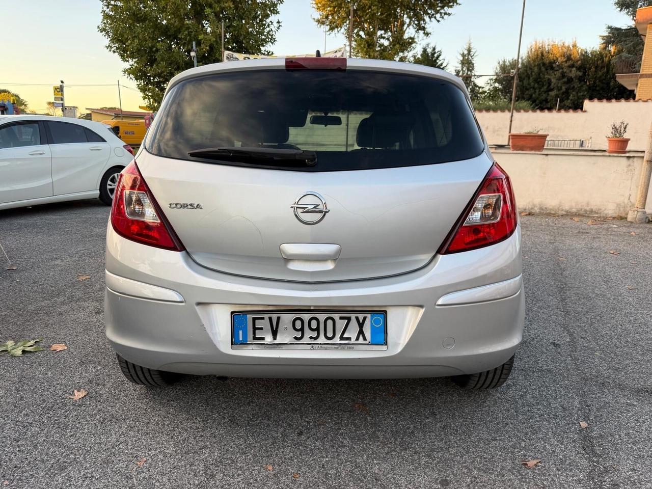 Opel Corsa 1.2 85CV 3 porte GPL-TECH b-color