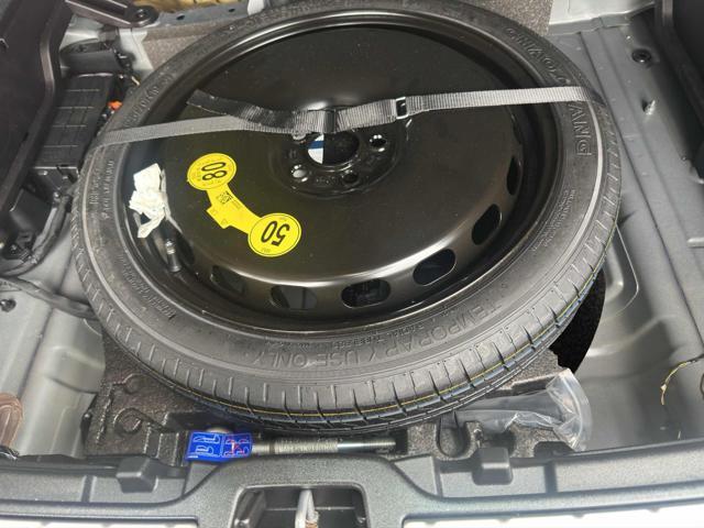VOLVO XC40 T5 Recharge Plug-in Hybrid R-design