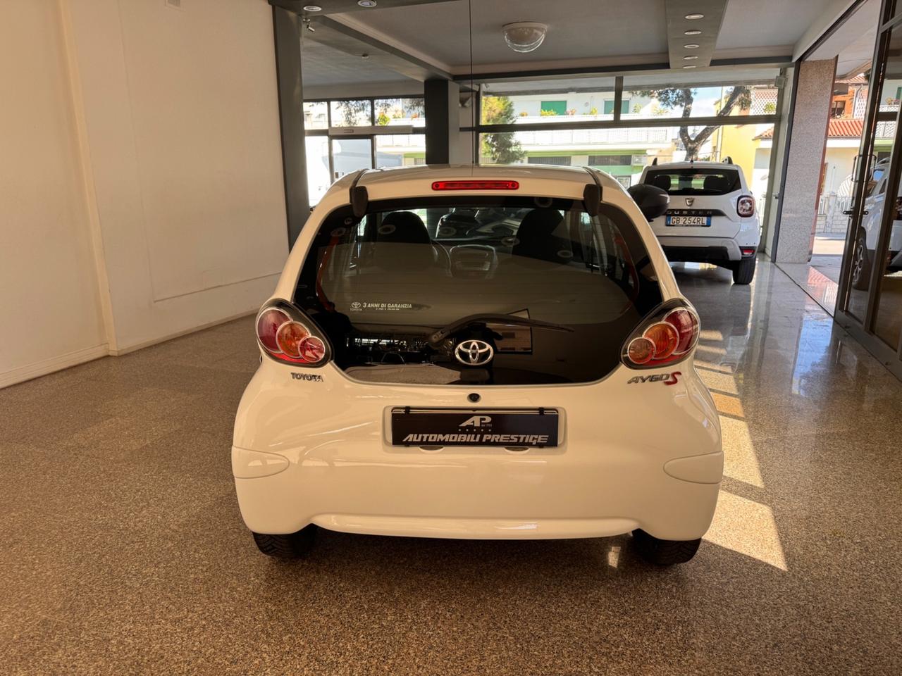 Toyota Aygo 1.0 12V VVT-i 5 porte Sol Connect