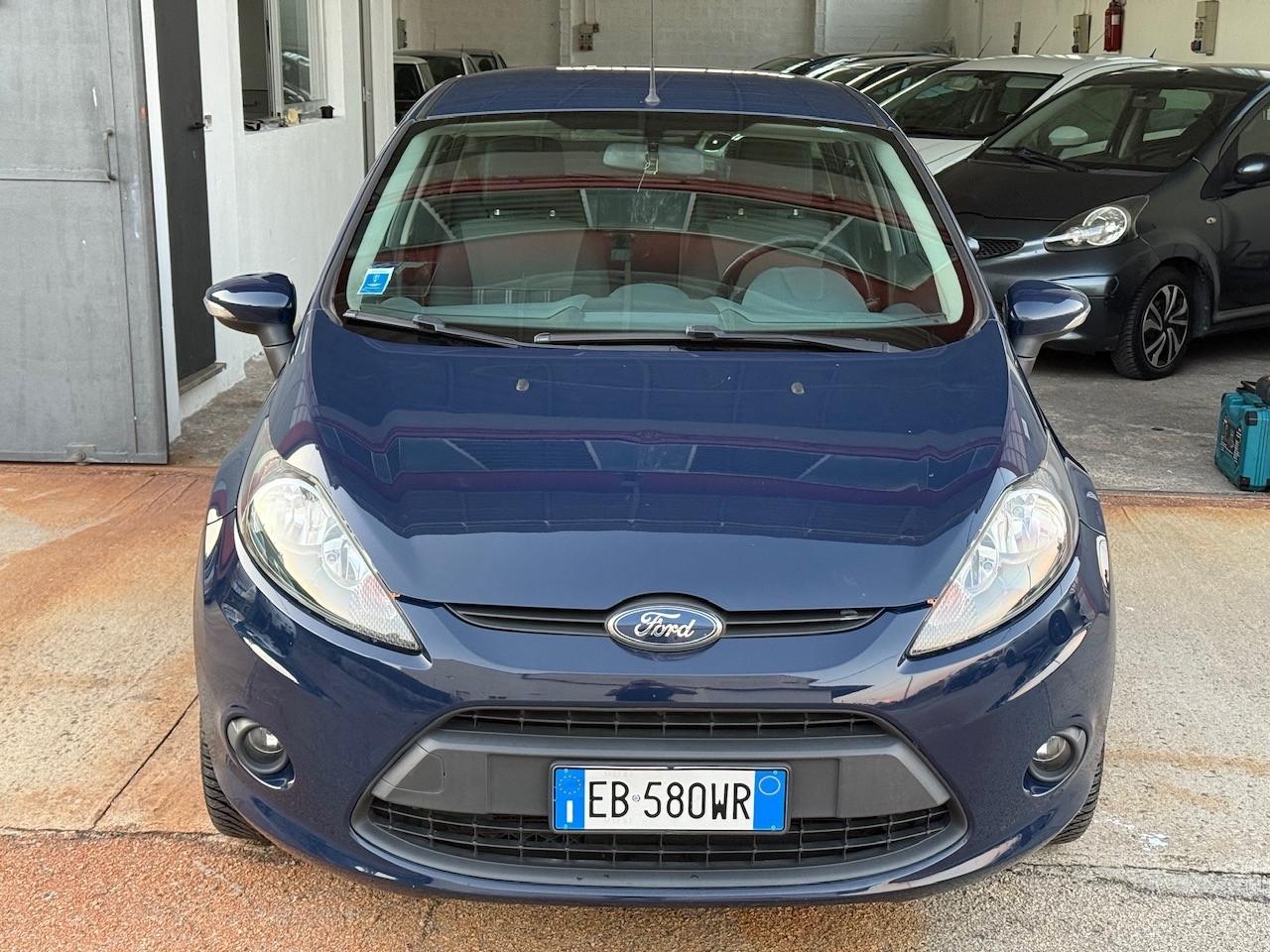 Ford Fiesta 1.4 5 porte Bz.- GPL Titanium