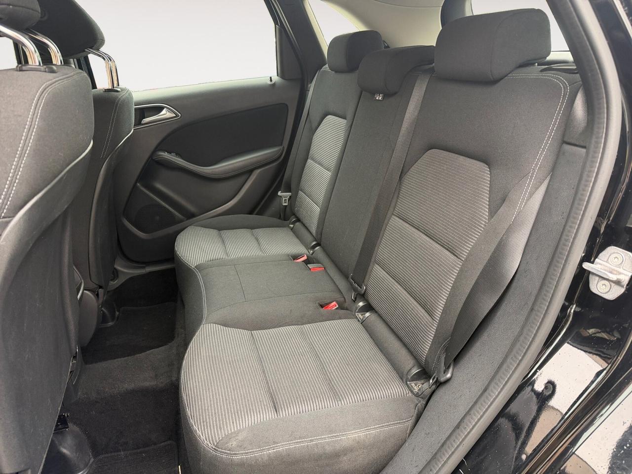 Mercedes-benz B 200 d (cdi) Business auto *UNICO PROPRIETARIO*