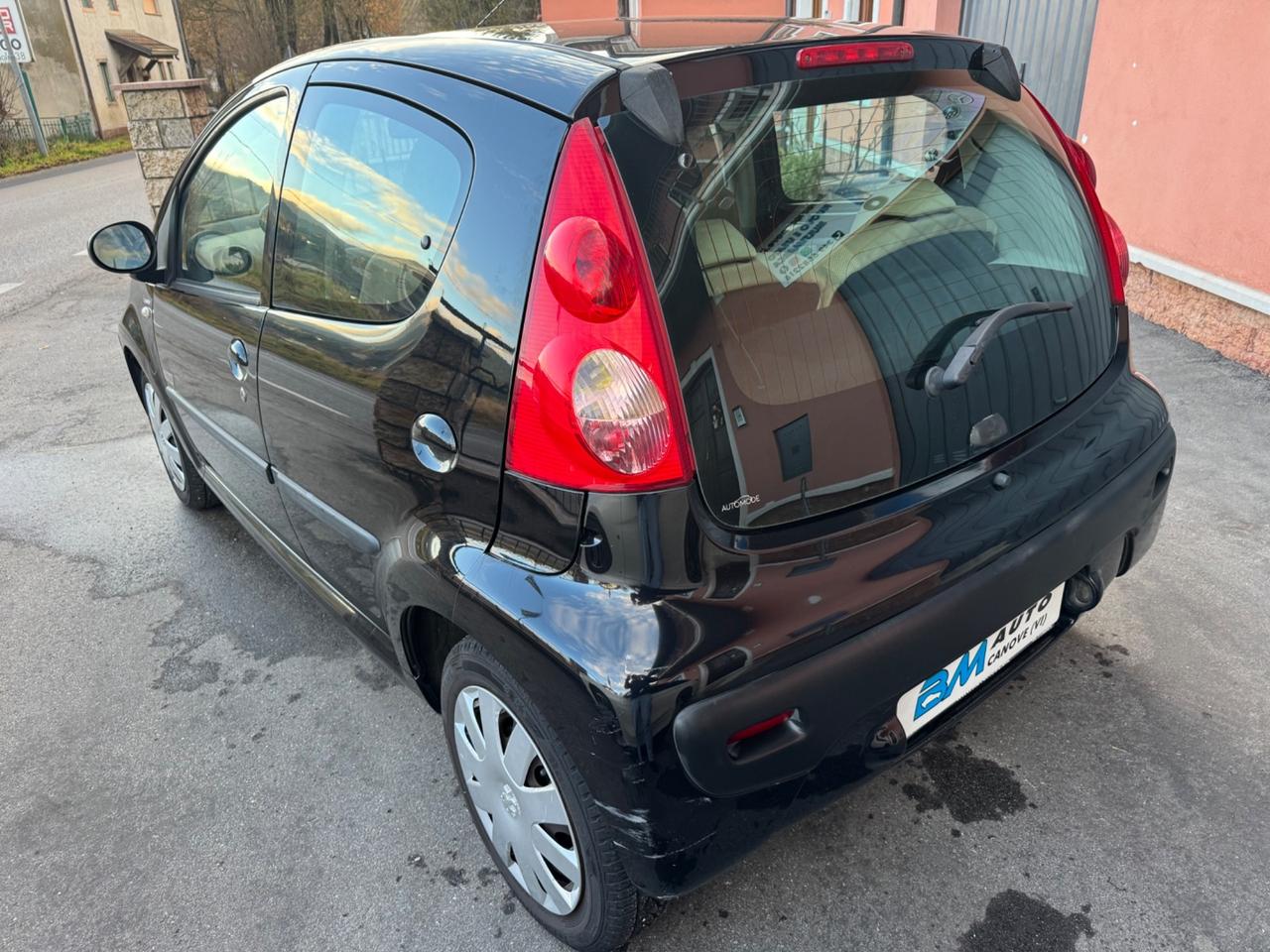 Peugeot 107 1.0 68CV 5p. Sweet Years