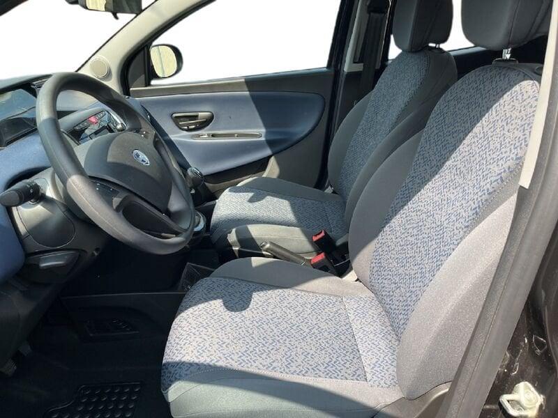 Lancia Ypsilon NUOVA My24 402 Oro 1.0