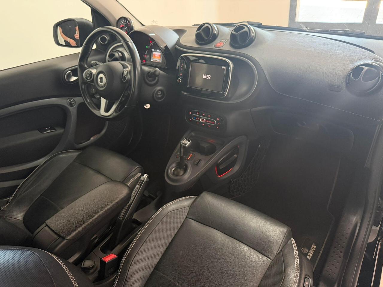 Smart ForTwo BRABUS 0.9 Turbo twinamic Xclusive