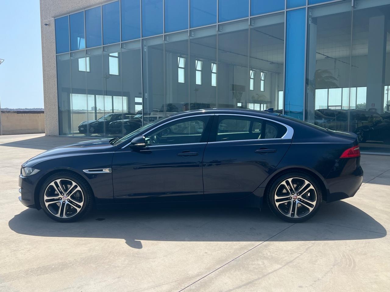 Jaguar XE 2.0d Turbo 180CV aut. Prestige Business Edition